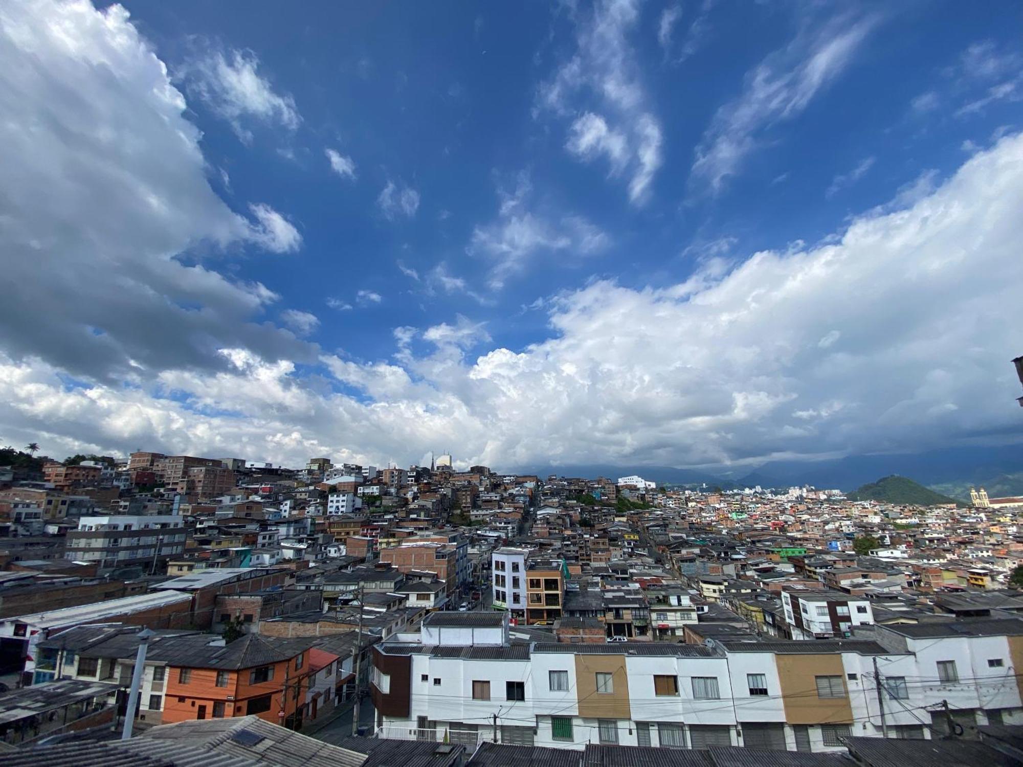 Casa Privada En Manizales Exclusiva Y Comoda Totalmente Equipada Contiguo A La Monumental Plaza De Toros, Cerca Al Mirador De Chipre Y Al Centro Historico De La Ciudad Vila Exterior foto